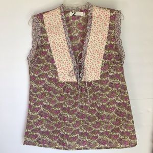 Women’s floral sleeveless top